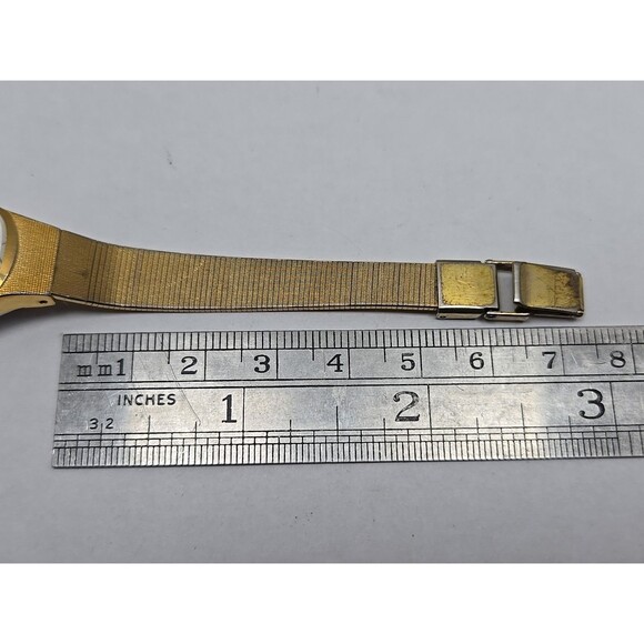 Womens Citizen Quartz Gold Toned Watch Classic Cushion New Battery Vintage Era - Picture 8 of 12